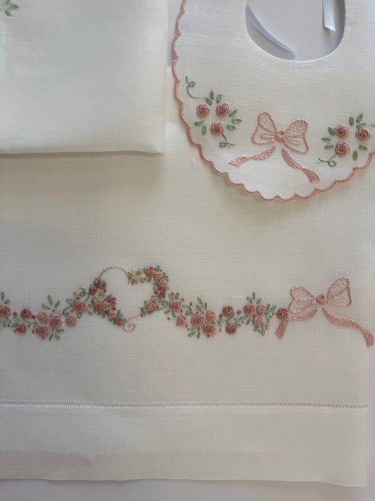 Lenzuola in Puro Lino - Eleganza Naturale per Sogni Sereni