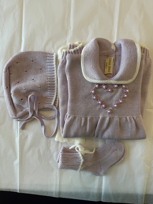 Mavi Set Neonato in Maglia di Cotone - Tutina, Cuffietta e Calzini - Lilla Vintage con Dettaglio Cuore